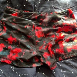 Red Black Mist Fleo Shorts 3.25